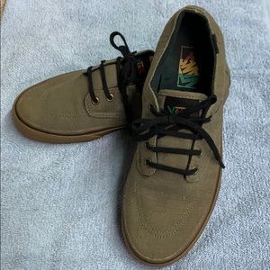 Men’s van shoes